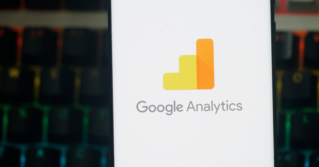 Google testa “Analytics Advisor” dentro do GA4, de acordo com relatórios 1 Google Tests “Analytics Advisor” Inside GA4, According To Reports