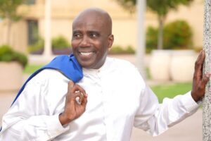 Michael Gi apresenta novos lançamentos gospel inspiradores que elevam corações e honram o legado