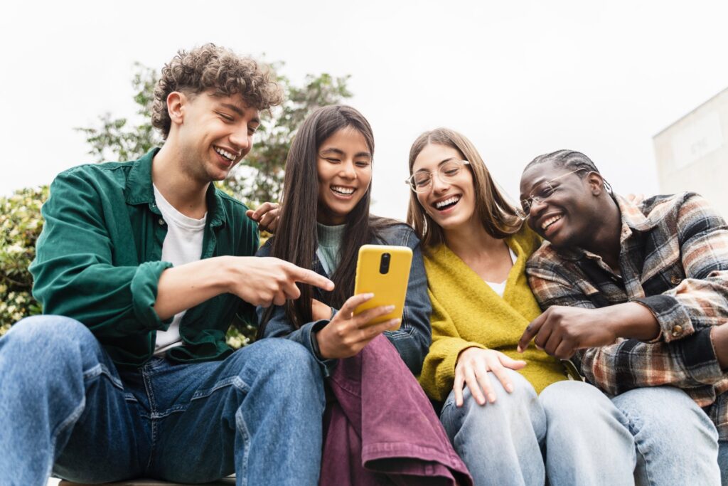 Como a Geração Z encontra marcas e o que as empresas devem fazer